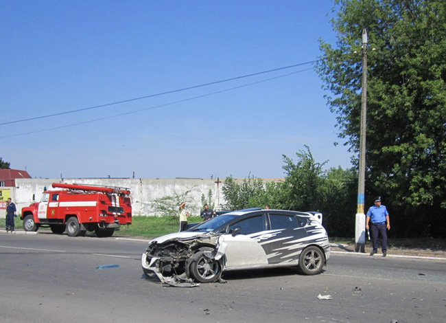 Подробности кошмарного ДТП в Димитрове: людей разбудил визг тормозов и жуткий удар