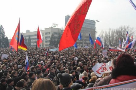 Cуд разрешил проводить митинги в Донецке на выходных