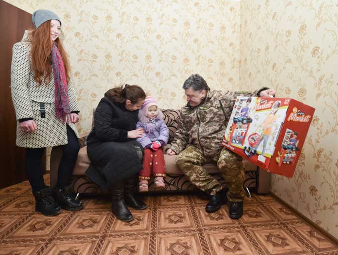Порошенко прибыл на Донбасс
