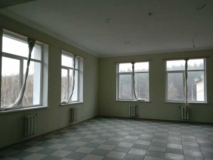 Жебривский проинспектировал состояние готовности школы в оздоровительном комплексе «Смарагдове містечко»