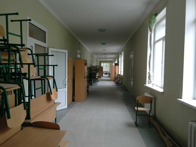 Жебривский проинспектировал состояние готовности школы в оздоровительном комплексе «Смарагдове містечко»