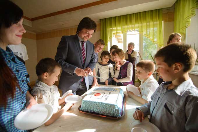 В Красноармейске после реконструкции открыли Центр помощи детям «Отчий Дом»