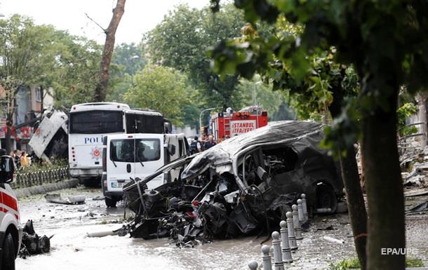 Теракт в Стамбуле: 11 человек погибли более 30 ранены
