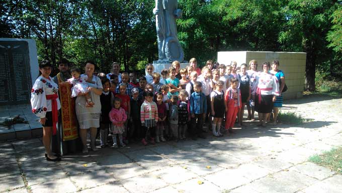 В Новобахмутовке почтили память освободителей Донбасса