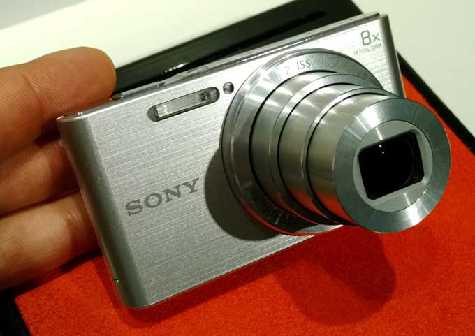   Sony Cyber-shot DSC-W830