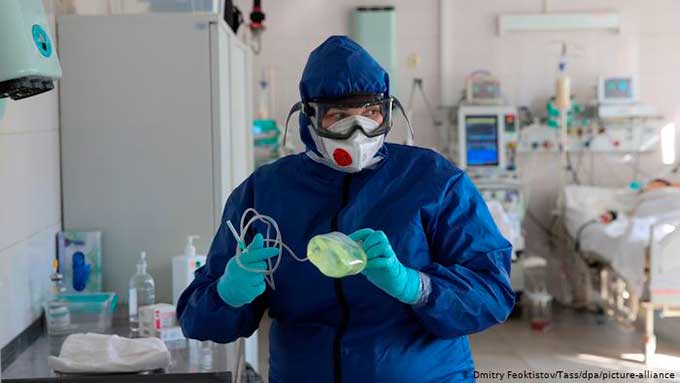 Даже после выходных: в Украине обнаружили почти 2 тысячи новых больных COVID-19 
