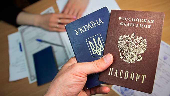 Как реагировать на российские паспорта у жителей ОРДЛО — мнение нардепа "Слуги народа"
