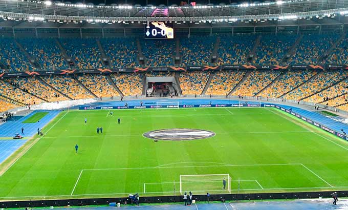 Чемпионат Украины по футболу может пройти в Польше