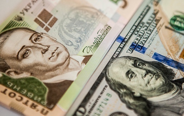 Украина возвращается к плавающему курсу гривни? Что будет с долларом