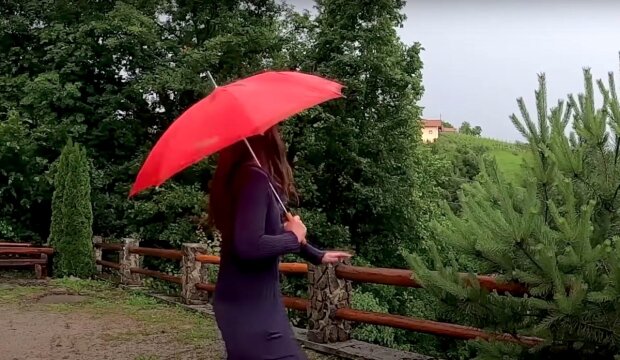 Несется холодный фронт с дождями и сильным ветром: синоптик Диденко предупредила о похолодании во вторник 21 июня