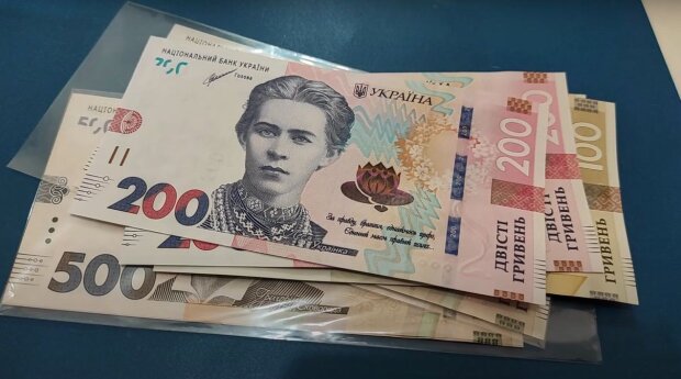 Украинцы в 12 областях получат денежные выплаты от Эстонии: сумма и инструкция, как оформить