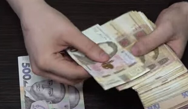 Весной жителям сел раздадут по 30 тысяч грн: кто и как сможет получить деньги