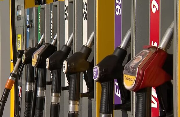 Водители уже в панике: в Раде решили запустить огромный налог на топливо - цены на АЗС взбесятся