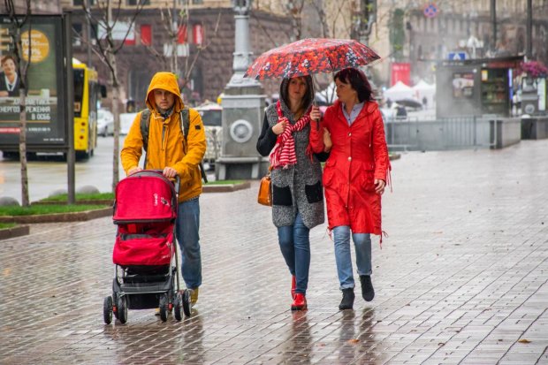 Дожди не прекращаются: синоптики предупредили о погоде на сегодня