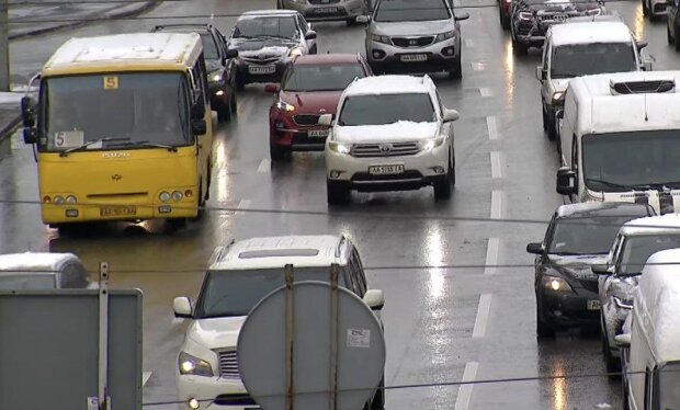 Водителей заставят регулярно фиксировать пробег машины: закон уже в Раде