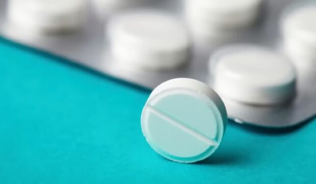 Могут начать отказывать органы: какая "побочка" может возникнуть от приема ибупрофена